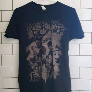 🫀EDGY MCR T-SHIRT